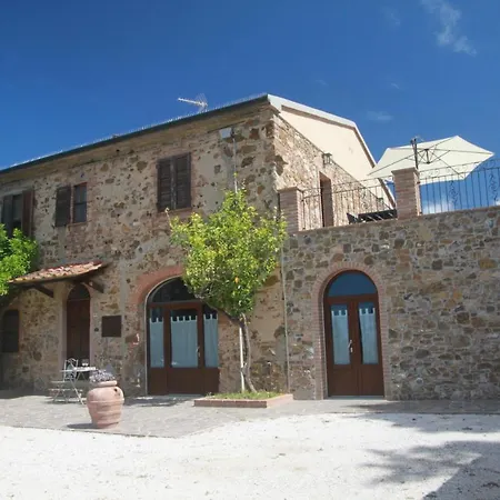 Il Broletto Apartment *