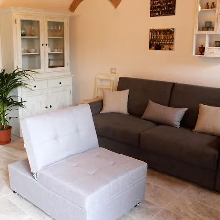 Il Broletto Apartment